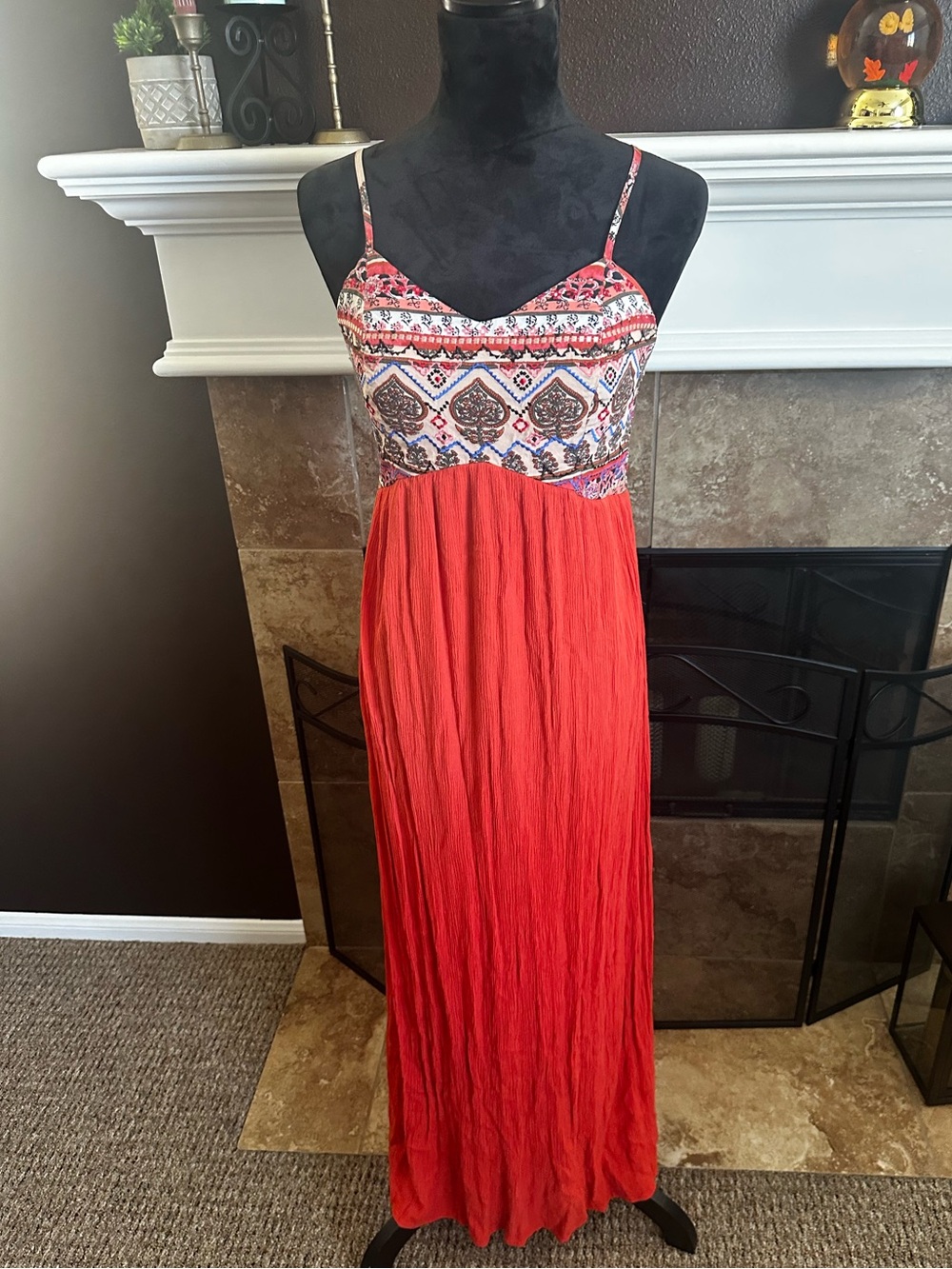 Xhilaration Patterned Bodice Maxi Dress. Sz.L